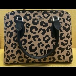 Kate Spade small Darcy leopard print satchel. Like new.